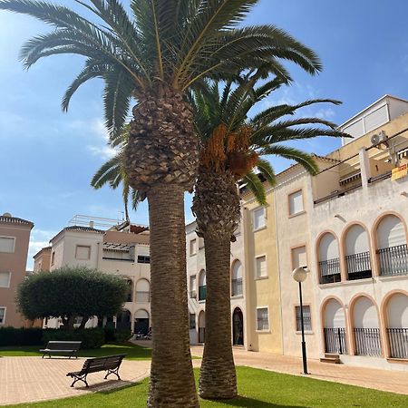 Torrevieja 2 Bedrooms Appartment Экстерьер фото
